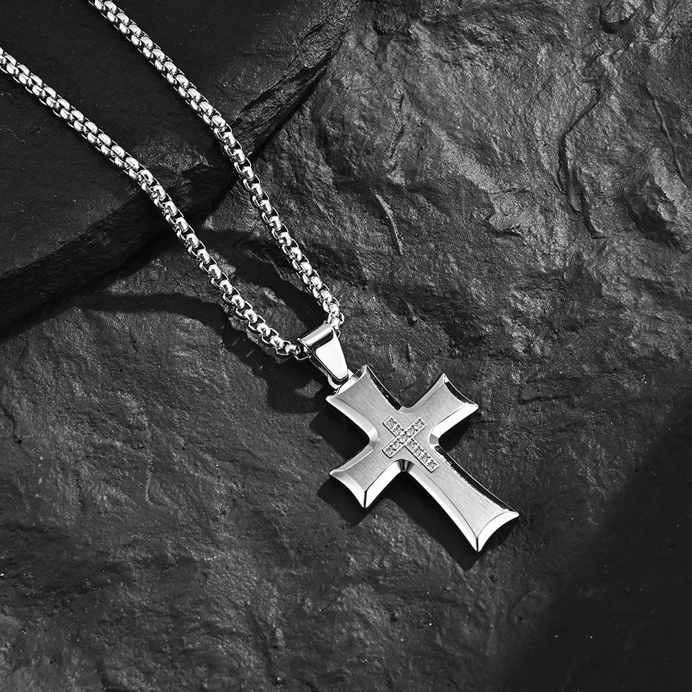 New Stainless Steel Tag Wholesale Beveled Couple Titanium Steel Cross Necklace Fashion Jewelry