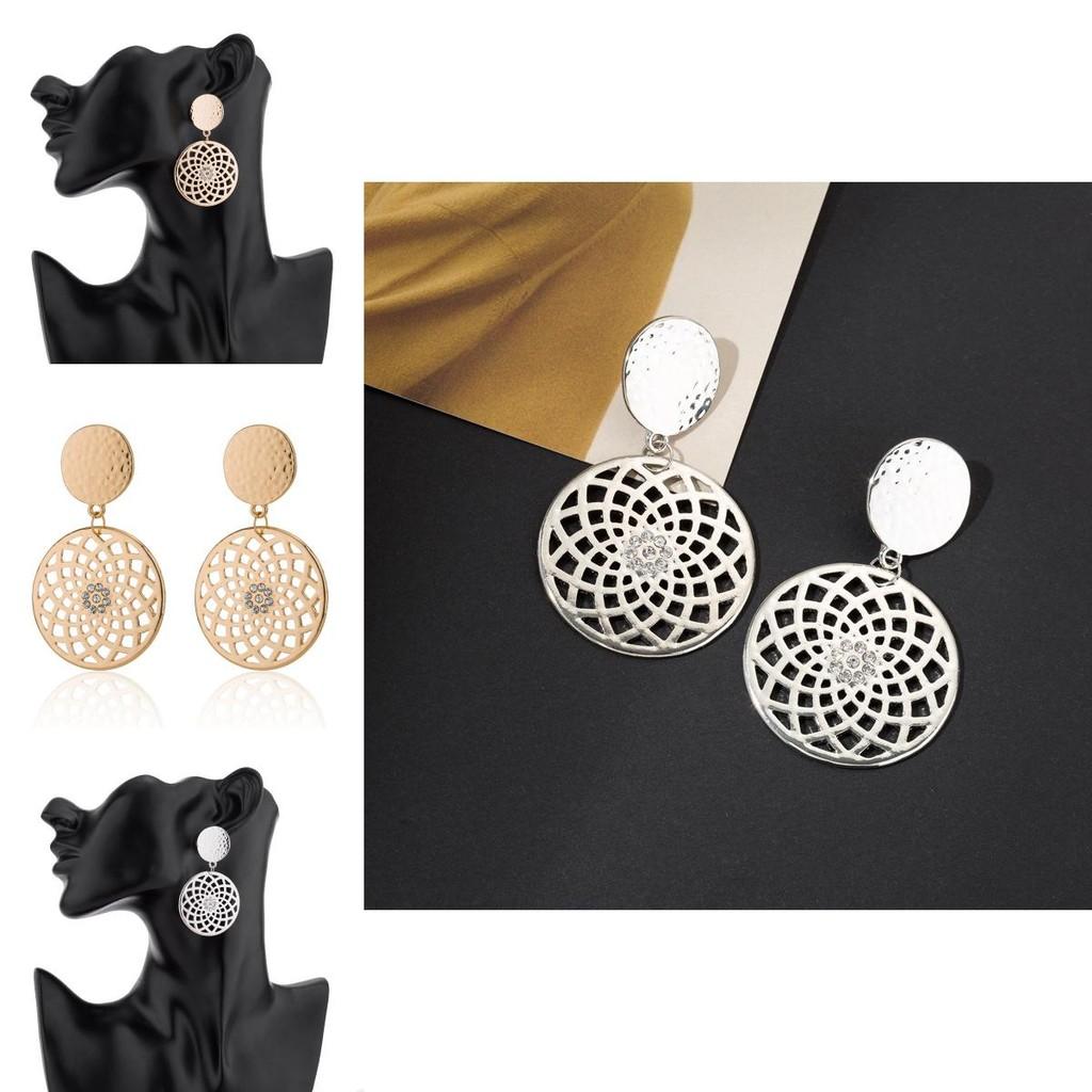 Fashionable Hollow Double Circle Earrings Beautiful Geometric Shape In Gold And Silver