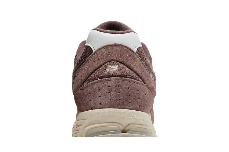 Men's Sneakers New Balance 2002R 'Suede Pack - Dusty Fig'
