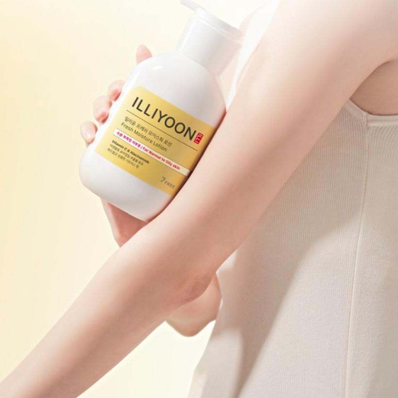 ILLIYOON Fresh Moisture Body Lotion Citrus 350ml Lightweight Hydration & Refreshing Care