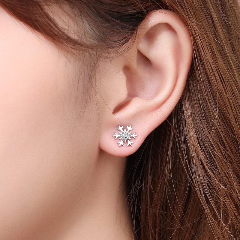 S925 Silver Zircon Snowflake Stud Earrings - Korean Style Christmas Gift for Girls