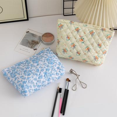 Gereedschap en accessoires – Make-up etui en hoezen
