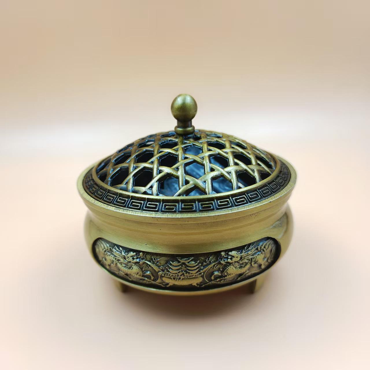 Three-Legged Qilin Incense Holder: Indoor Aromatherapy Sandalwood Agarwood Stick & Coil Burner Ornament Handicraft