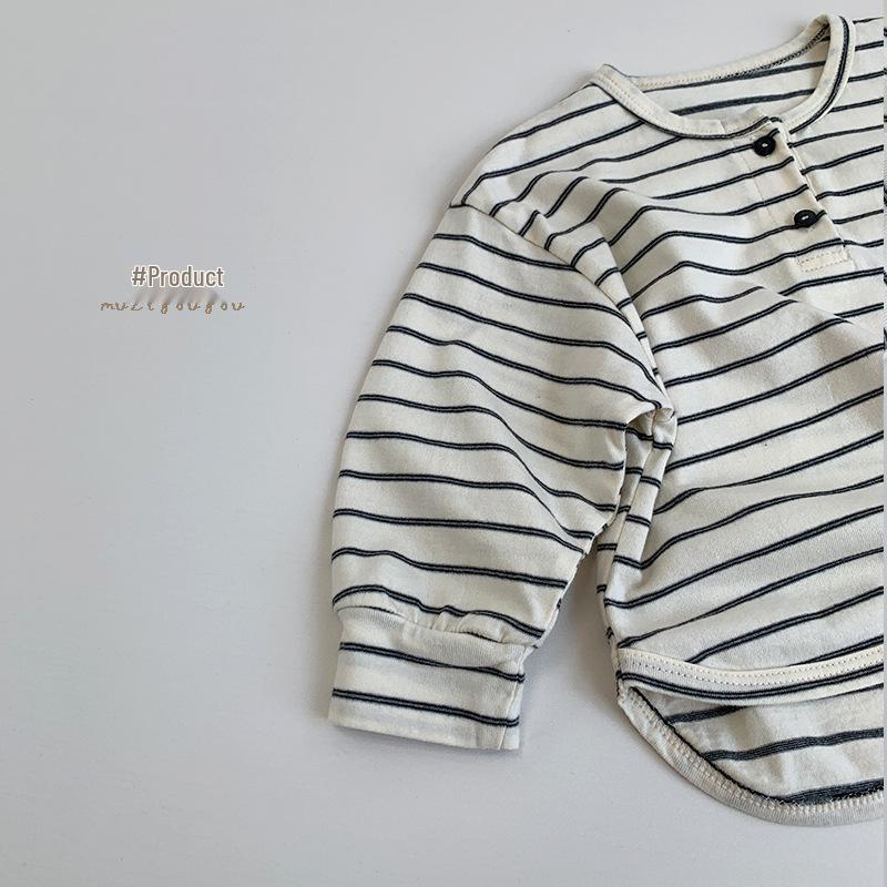 Autumn 2025 Striped Long-Sleeve T-Shirt for Boys and Girls: Trendy Japanese & Korean Style