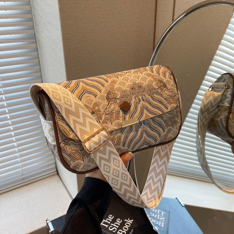 

Сумка в этническом стиле женская 2025 лето новая китайская вышивка сумка-мессенджер досуг для пожилых путешествия мода сумка на плечо хаки