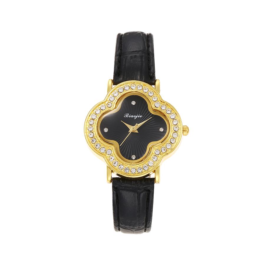 Quartz watch with four-leaf clover diamond dial shell strap luxury for students in summer graduation season.