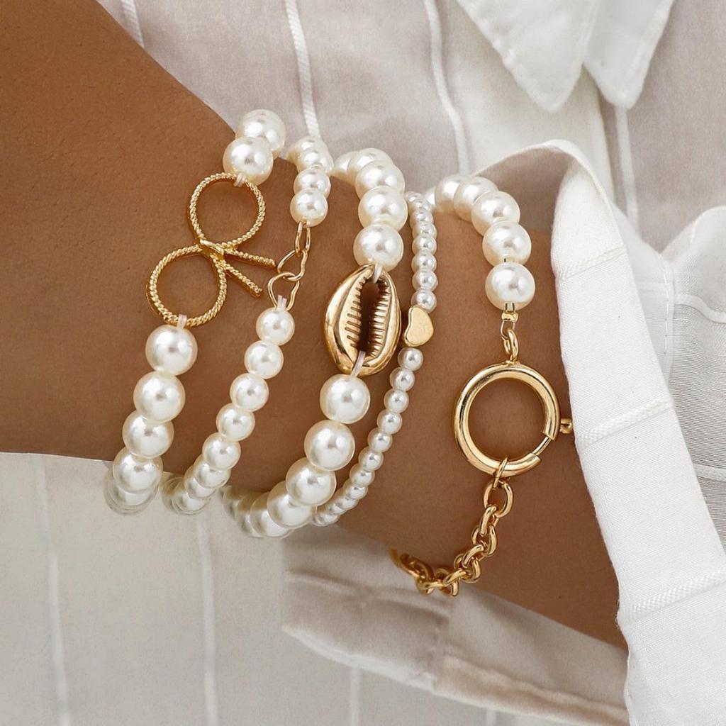 5-Piece Ocean-Inspired Faux Pearl Bracelet Set for Women with Bow, Heart, and Shell Accents