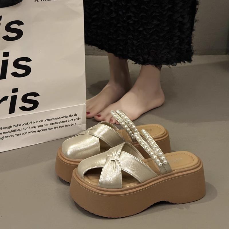 Baotou Half Slippers Women's New Summer Pearls Two Wear Thick Bottom Design Sense Hollow One Pedal Lazy Half Tray