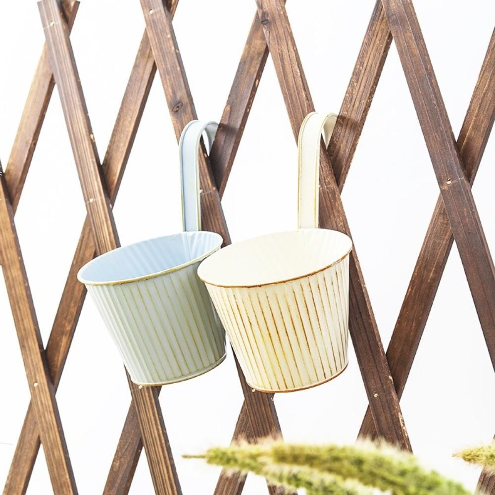 Garden Supplies Metal Hanging Flower Pots with Hooks Drainable Hanging Planter Wall Mounted Wall Hanging Basket Wall Fence