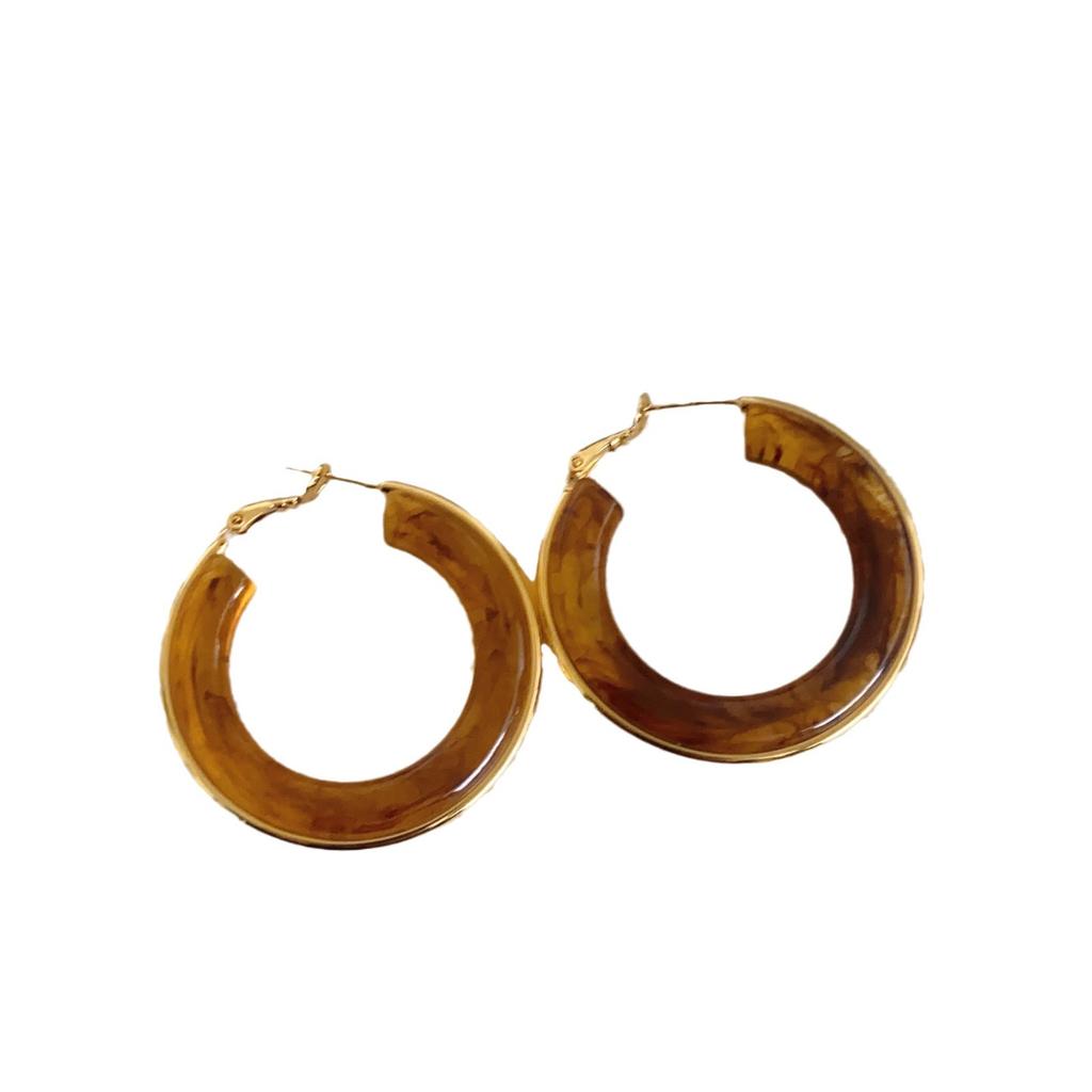 Temperament Large Circle Earrings Women'S Acrylic Retro High-End Stud Earrings Exaggerated Earrings Hipster Versatile Personalized Earrings