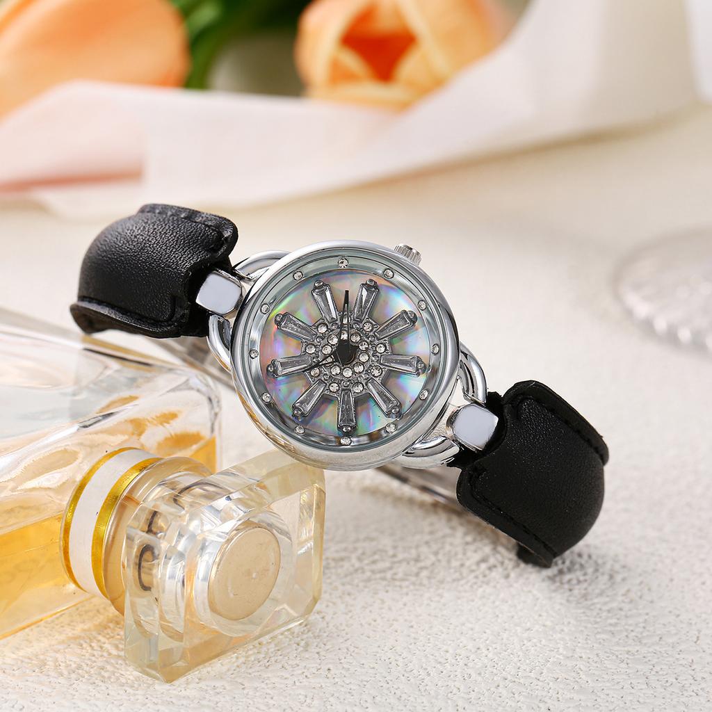 Women Retro Watch Waterproof Quartz Leather Watches Birthday Gift