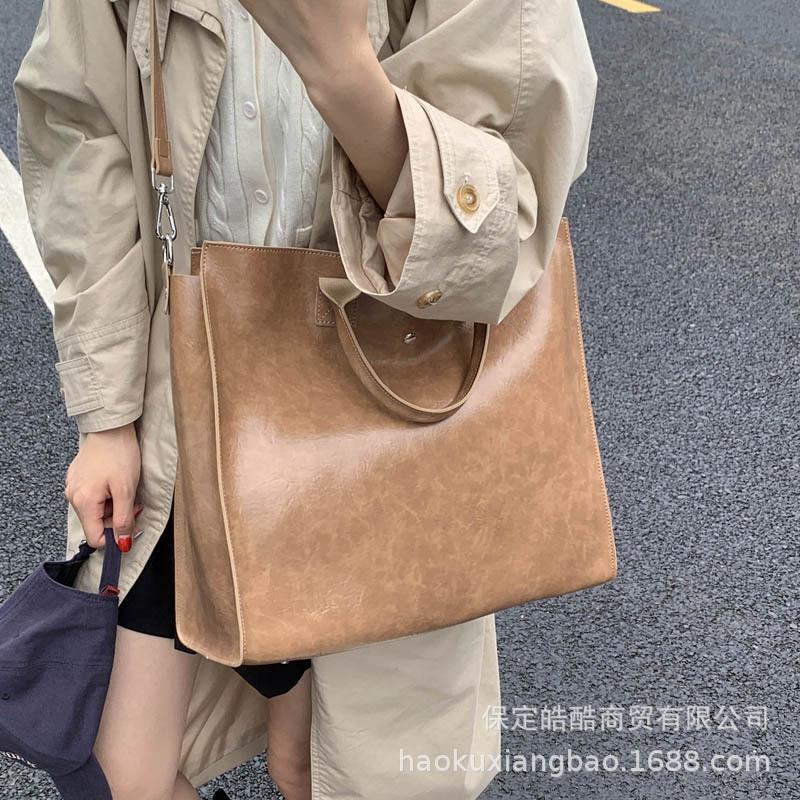 Large Bag Women's Large Capacity 2025 New Textured Computer Bag Crossbody Shoulder Bag Commuter Bag Portable Tote Bag