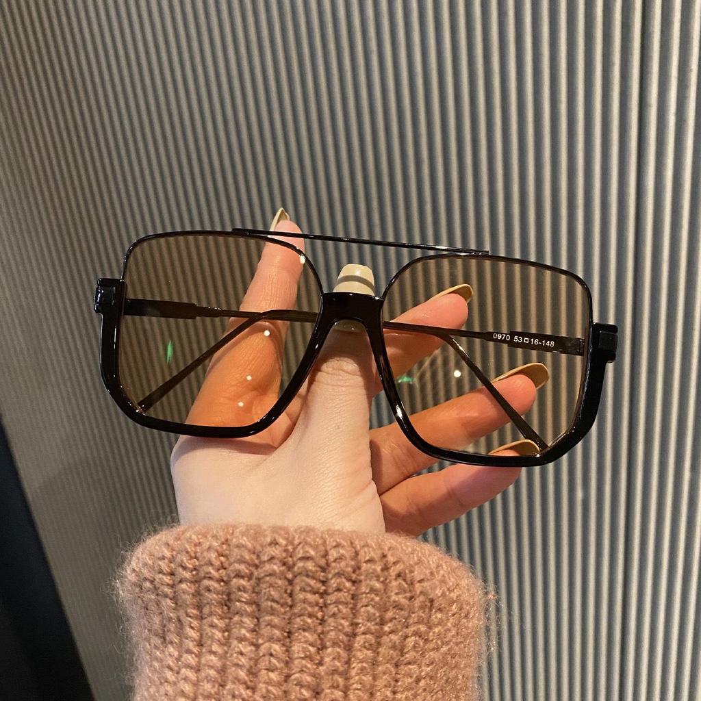 2023 Korean Style Retro Large Frame Double Bridge UV Protection Sunglasses for Driving.