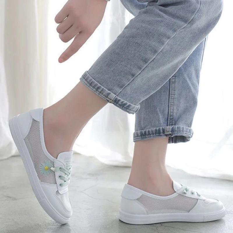 Fashion Women Spring Summer Flats Sneakers Mesh Breathable Tennis Casual Light Hollow Lace Up Femininos White Comfort Shoes
