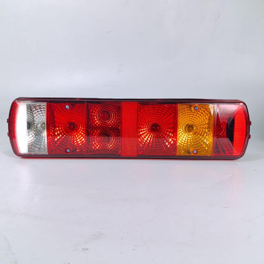 Waterproof High-Brightness Four-Wire Rear Tail Light Assembly for Howo Truck