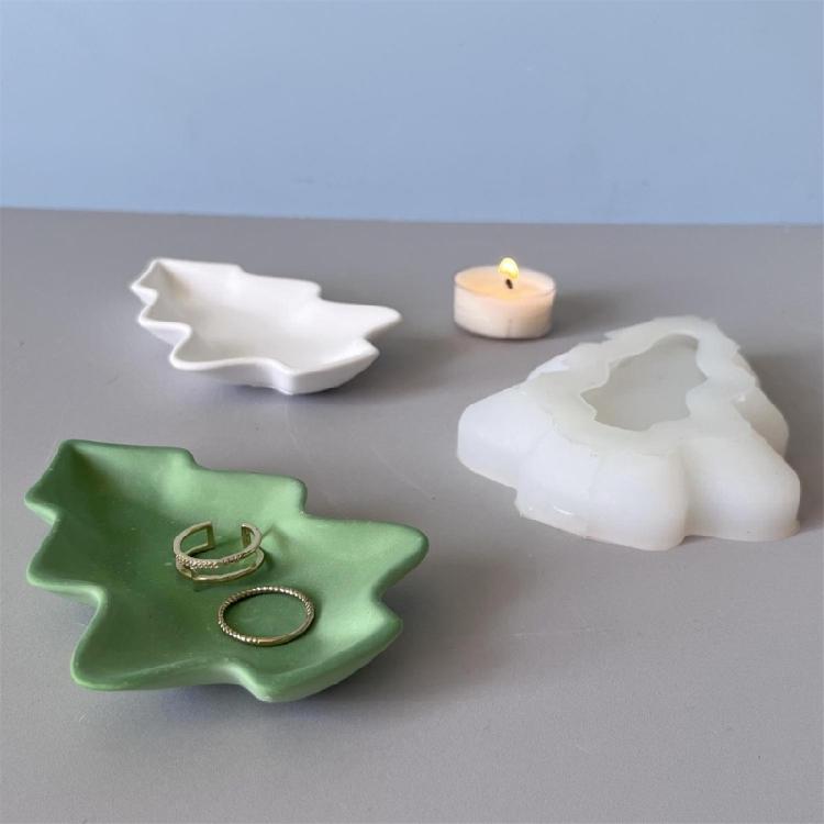 Multi Use Silicone Christmas Tree Mold Food Safe Material For Baking Crafts Resin Art And Home Decors