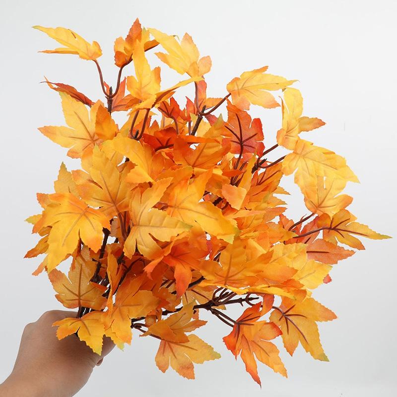 Artificial Maple Leaf Plant Bouquet Simulated Autumn Maple Leaf Garland Fake Fallen Leaves Rattan for Thanksgiving Wedding Decor
