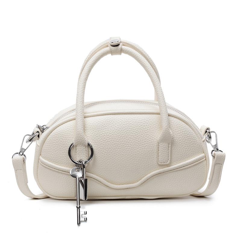 New textured portable bowling bag women's 2025 spring fashion simple shoulder messenger bag popular small square bag