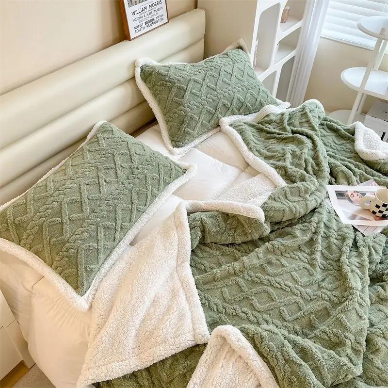 2pcs Warm Winter Stripe Soft Velvet Pillow Cases Skin-friendly Dual-sided Pillowcase Single Person Pillow Cover Cushion Cover