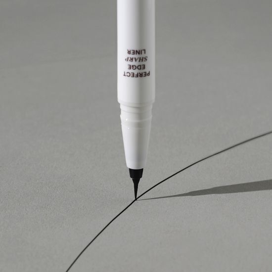 Sister & Perfect Edge Sharp Liner