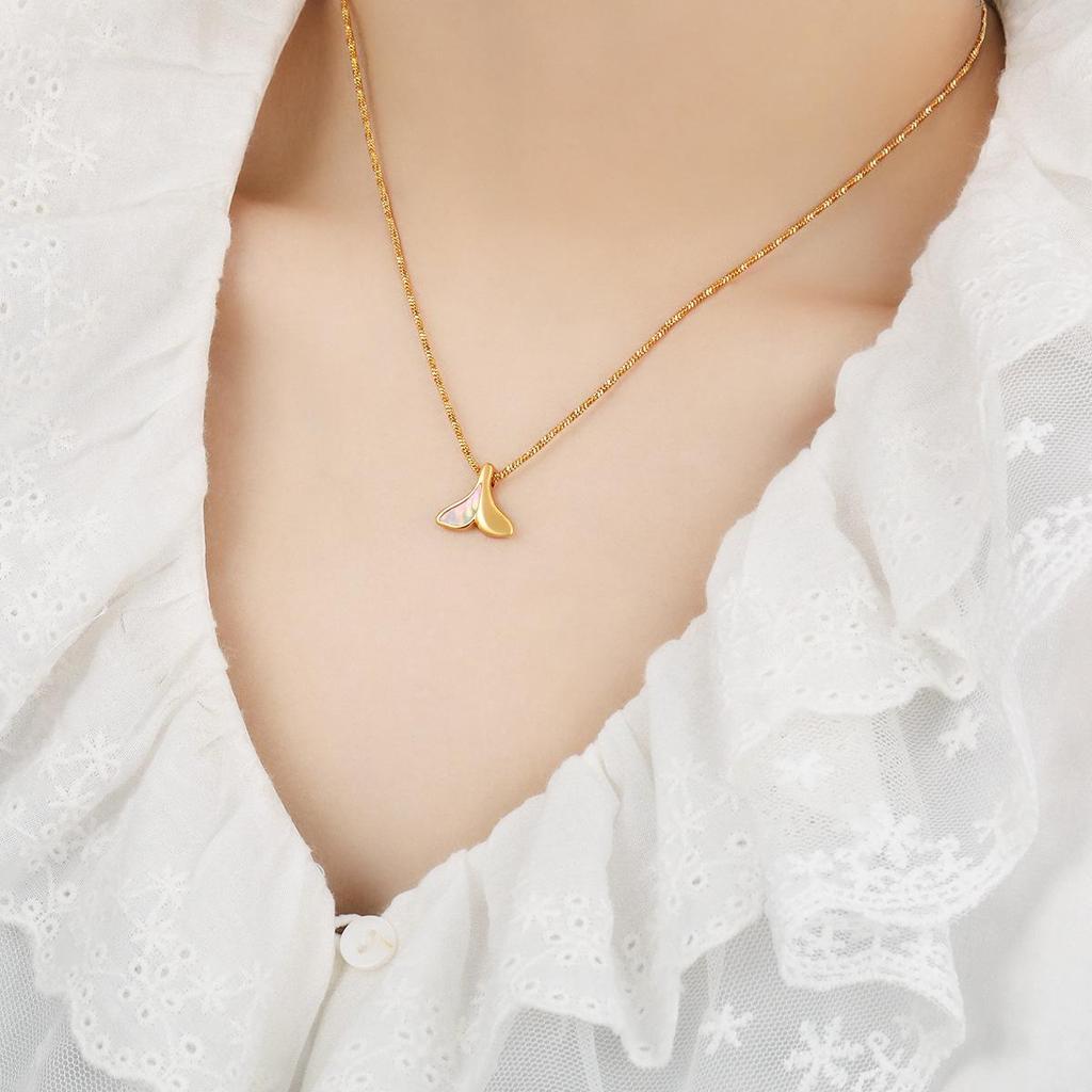 European-American Mermaid Tail Necklace: White Shell & Titanium Steel Pendant