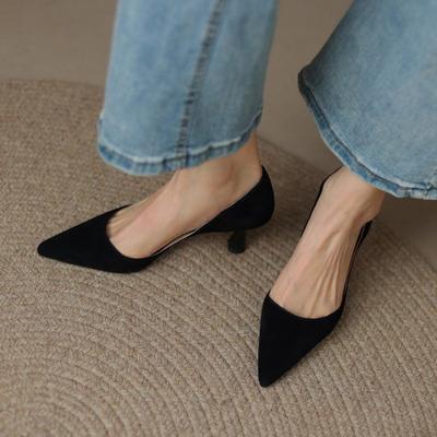 Gelbe Spitzschuhe für Damen 2025 Schwarz Luxusleder Casual mit mittleren Absätzen Sexy Damen Sommer-Schuhwerk Weiß Jung A