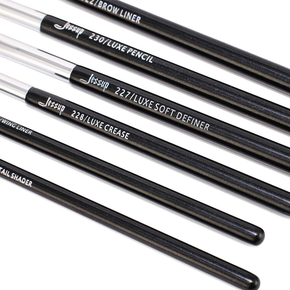Jessup Černá/stříbrná sada profesionálních štětců na make-up Sada kosmetických pomůcek štětců na oči Eye Shader Liner z přírodních syntetických vlasů 6ks