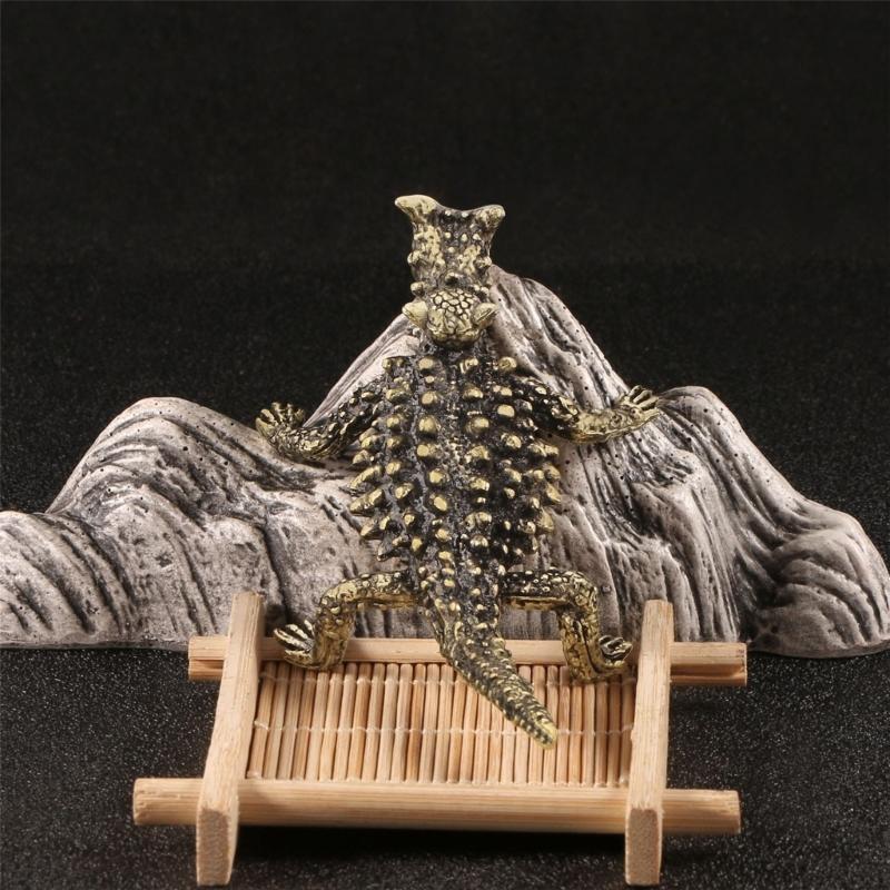 Animal Figurines Lizards Statues Shelf Decors Accent Lizards Decorative Objects Tabletop Centerpieces for Home Decors