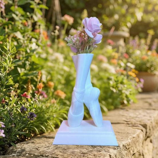 Ballet Shoe Modern Vase Nordic Style Dancing Shoes Decorative Vase Aesthetic Foot Flower Vase for Home Living Room Table Bookshelf Decor