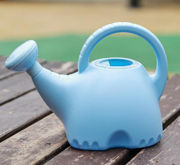 

Новое поступление: Милая детская лейка в виде слоника - Идеально подходит для полива садовых цветов