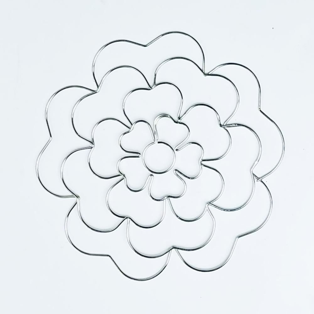 Foldable Metal Laser-Cut Floral Arrangement Grid – Trending Flower Arranging Aid