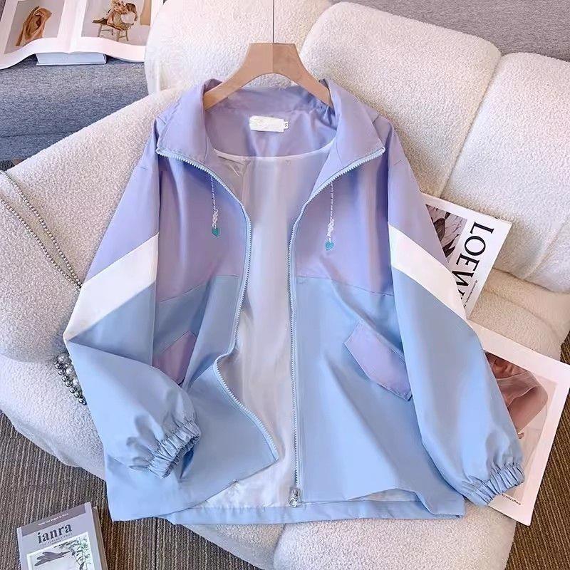 Women's Loose-Fit Hooded Windbreaker Jacket, Winter/Autumn 2025 - Perfect for Students and Sports.