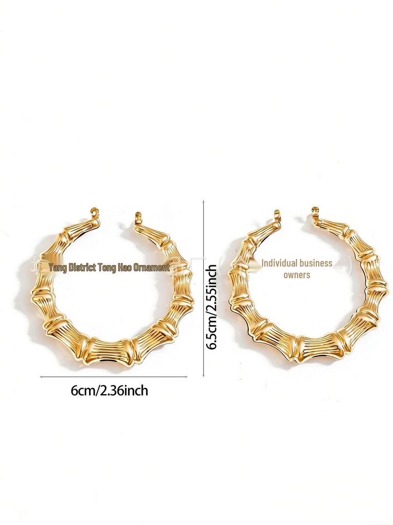 Extra-Large Gold Bamboo Hoops: Bold European & American Style Earrings for Hiphop, Street Dance, and Nightclub Fashion.