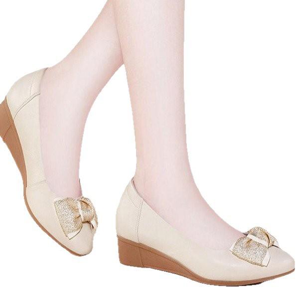 Soft leather mother shoes flat wedge heel non-slip women's shoes 2025 autumn new shallow casual bow women's single shoes