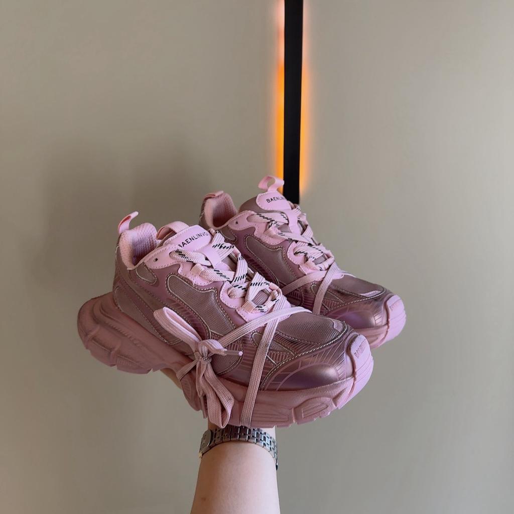 2025 New Old Paris Platform Casual Sports Shoes Dad Shoes Women's Height Increase Breathable Running Shoes Versatile Pink