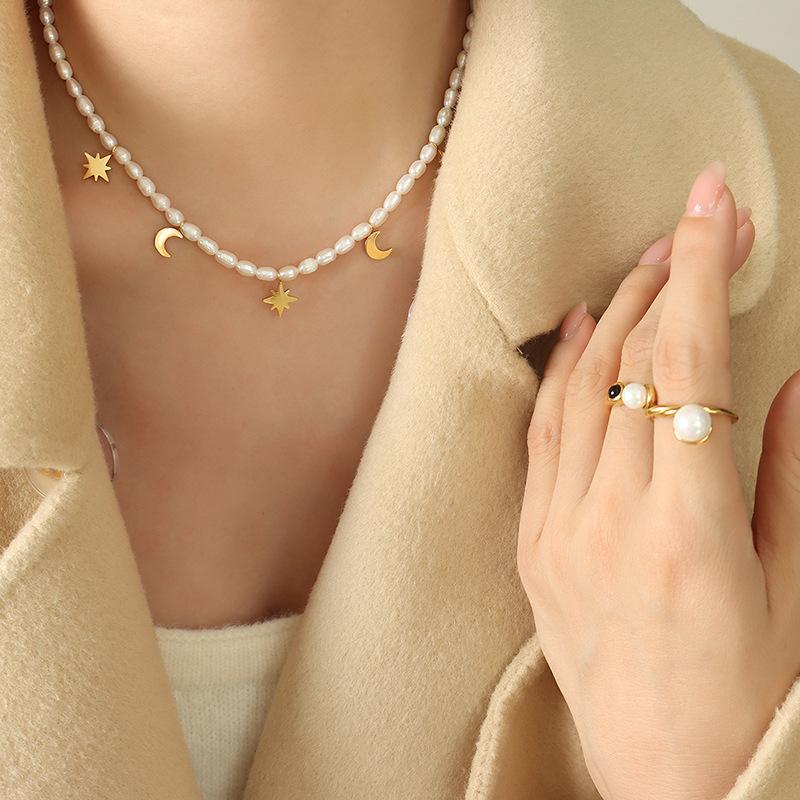 French Romance Star Moon Myth Freshwater Pearl Chain Elegant Non-Fading Personality Youth Niche Design Necklace Jewelry