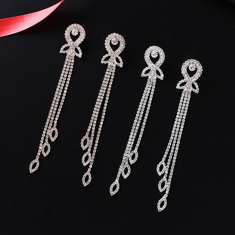 Cross-Border Hot Sale Full Horse Tassel Earrings Ear Studs Claw Chain Eardrop Factory Cheap  E720