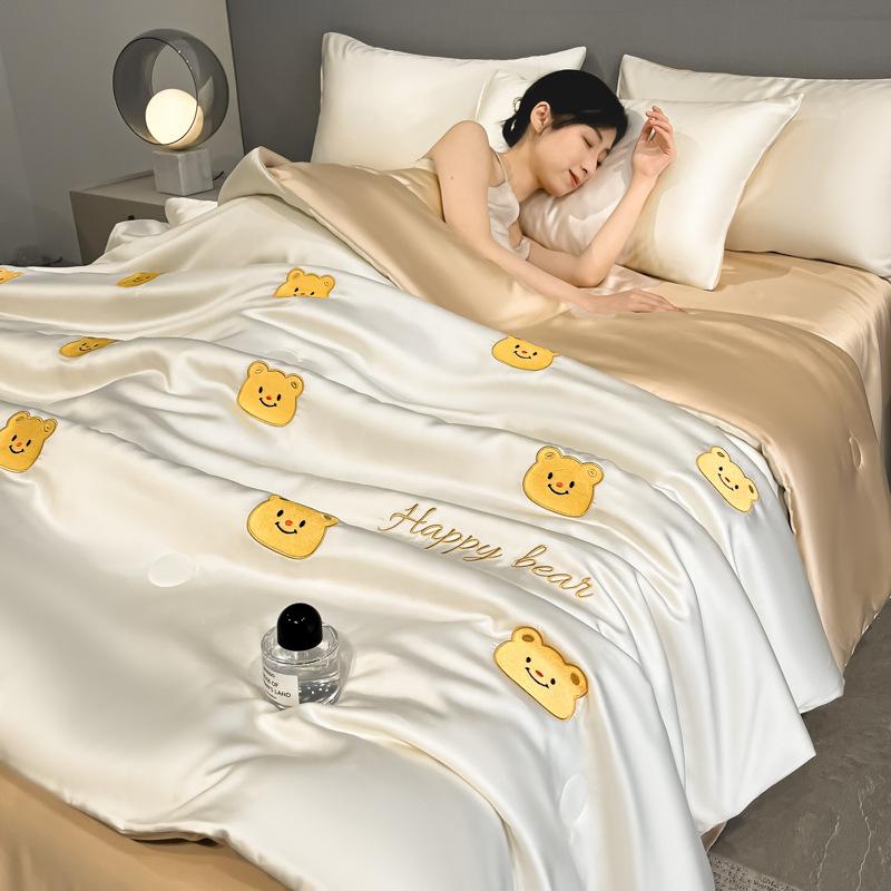 Skin-Friendly Washed Lce Silk Summer Quilt Sets High Quality Embroidered Comforter Bedding Sets Queen Summer Cooling Blanket