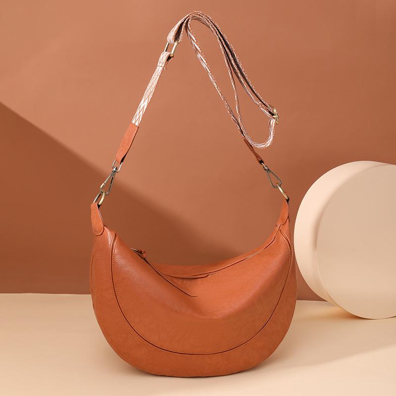 

Underarm Bags, Women s Commuting Niche Crescent-shaped Bags, Retro Women s Bags, Single-shoulder Bags