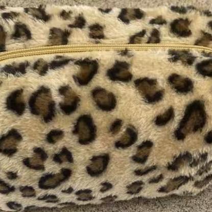 Leopard Pattern Plush Octagonal Cosmetic Bag Women Makeup Bag Skincare Organizer Makeup Pouch Travel Organizer Bags Toiletry Bag