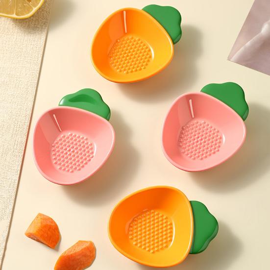 Ceramic Ginger Garlic Grater Dish Dipping Sauce Bowl 2-in-1 Mincer for Ginger Garlic Wasabi Dishwasher Safe Cute Carrot Shaped Sauce Dish for Sushi