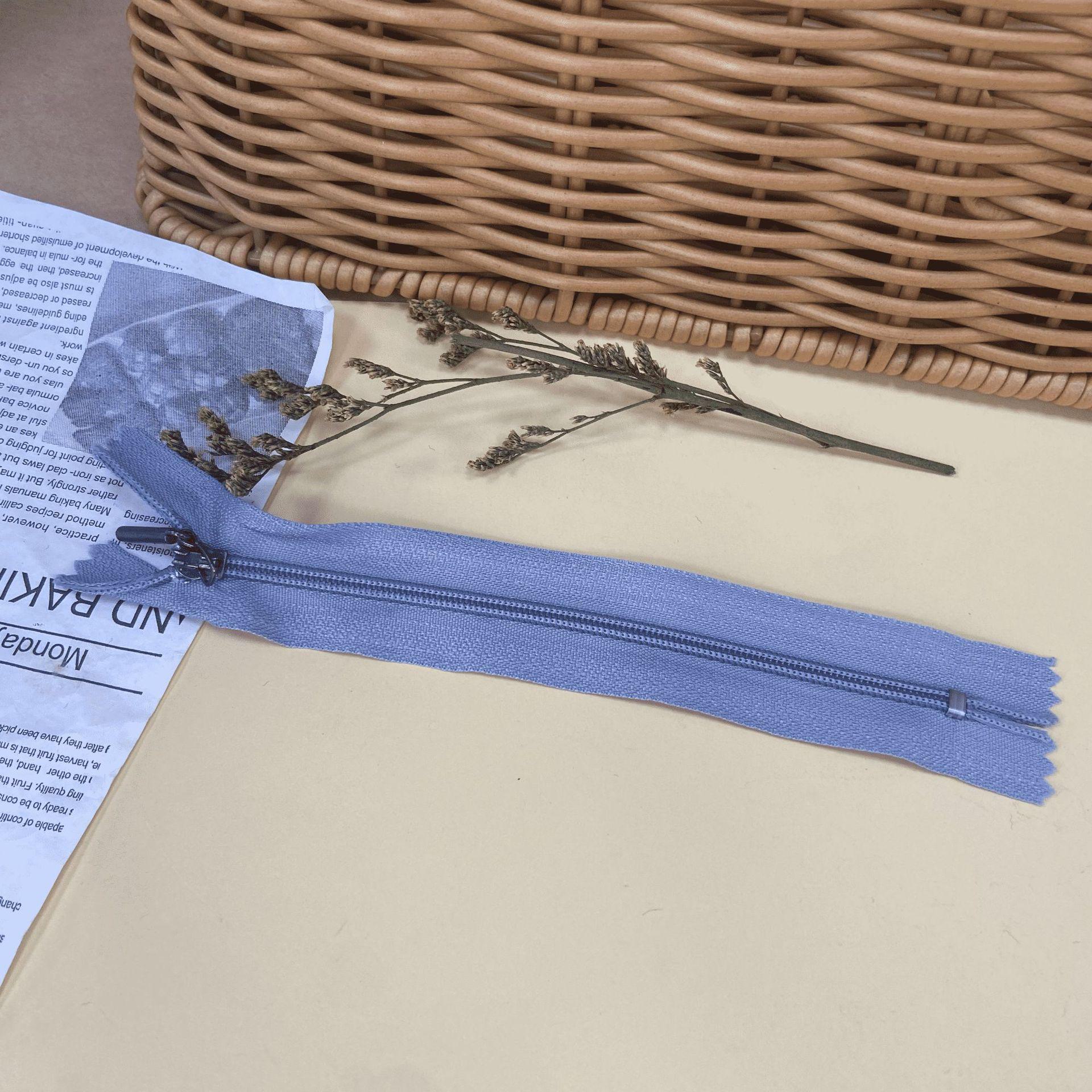 

15 см круглая нейлоновая молния с закрытым хвостом для одежды и багажа, аксессуары No. 3 closed zipper 15cm round bead puller