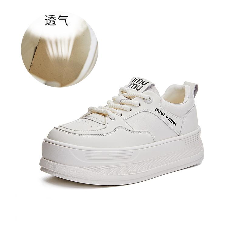 

Leather little white shoes women s 2025 spring new platform women s shoes casual sports board shoes women s trend versatile bread shoes 35 бежевый