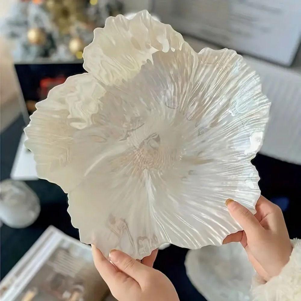 Flower-shaped Art Glass Bowl Crystal Glass Candy Tray Trinket Fruit Plates Bowl  Bread
