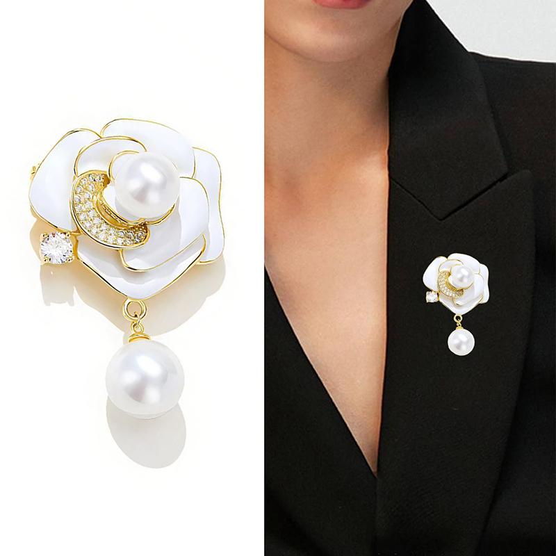 Elegant White Camellia Flower Brooches Pins For Women Beautiful Flower Plant Dressing Clothes Corsage Jewelry Accessories