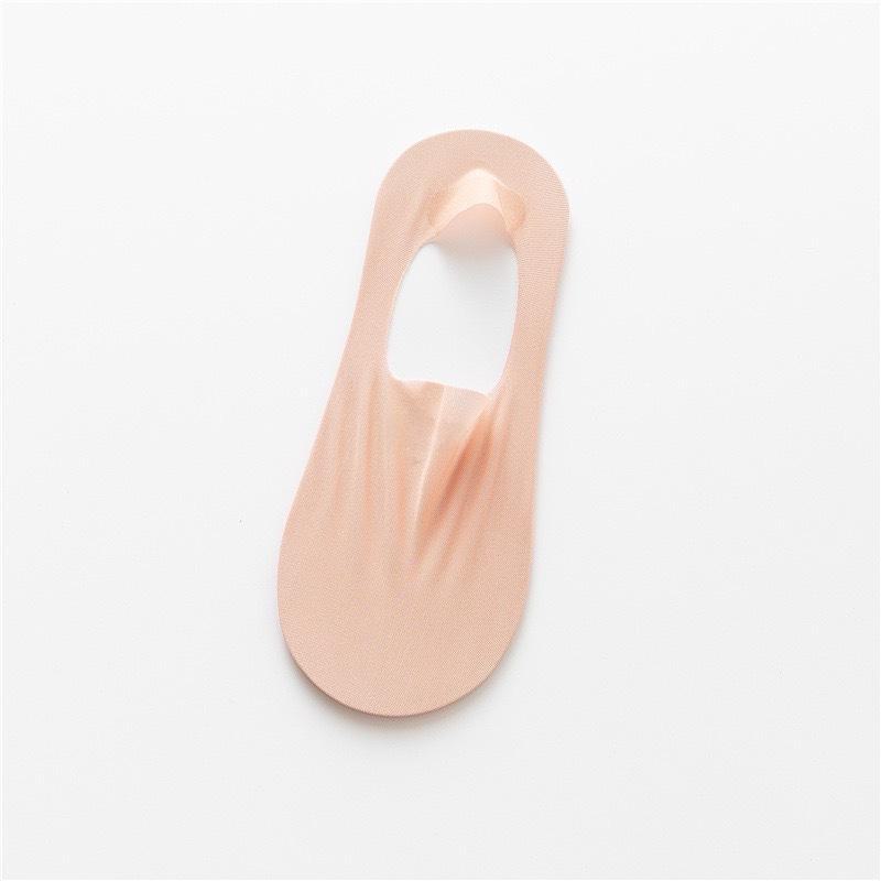 Women's Summer Boat Socks: Ice Silk, Ultra-Thin, Sweat-Absorbent, Non-Slip Silicone, Invisible Mesh Design