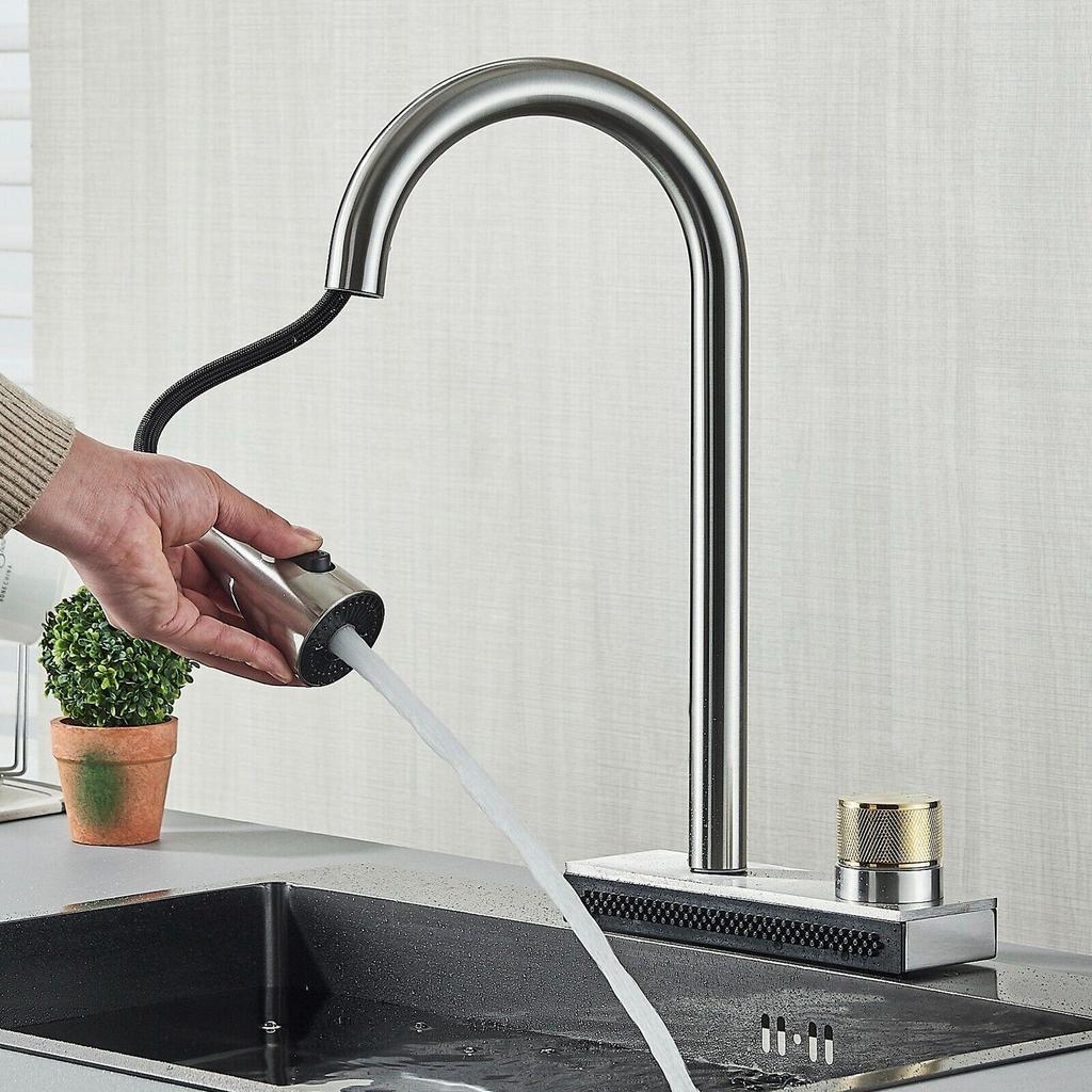 Rostfritt stål Pull Out Vattenfall Köksblandare Köksdiskblandare