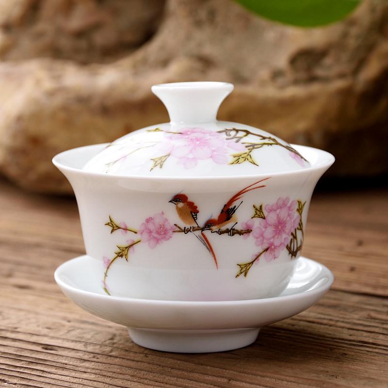 Blue and White Ceramic Gaiwan Tea Set: Small Tea Bowl & Tasting Cup with Concave Lid.