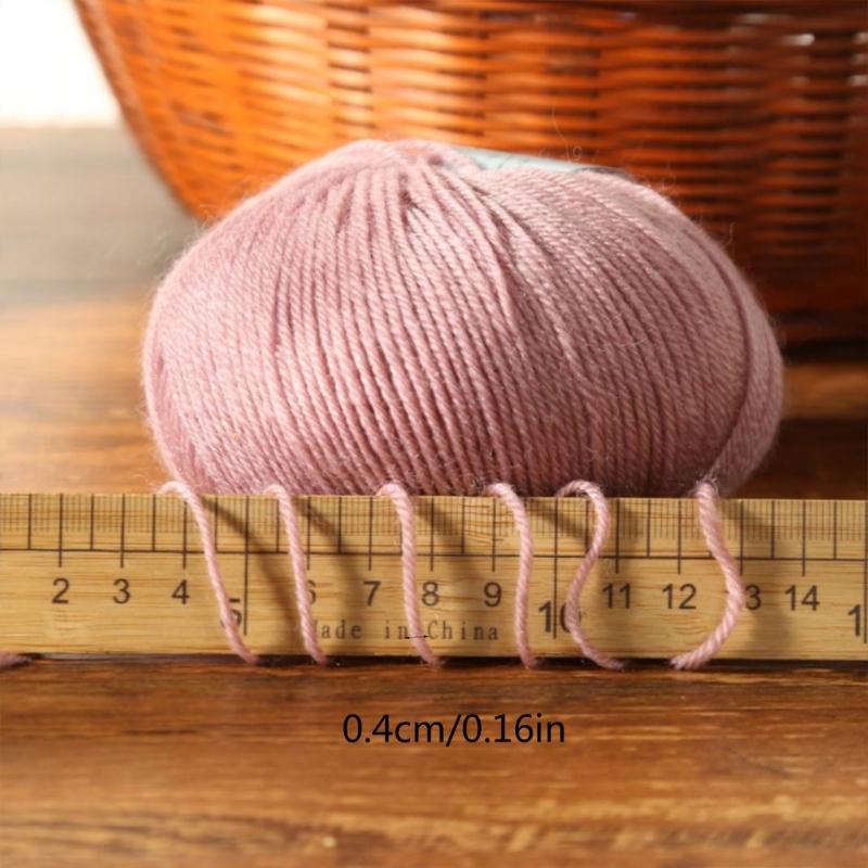 Soft Worsted Weight Yarn Wool Yarn Hand Knitting Yarn 1.76oz/Roll For Knitting Rugs Sweaters Scarves Hat Gloves