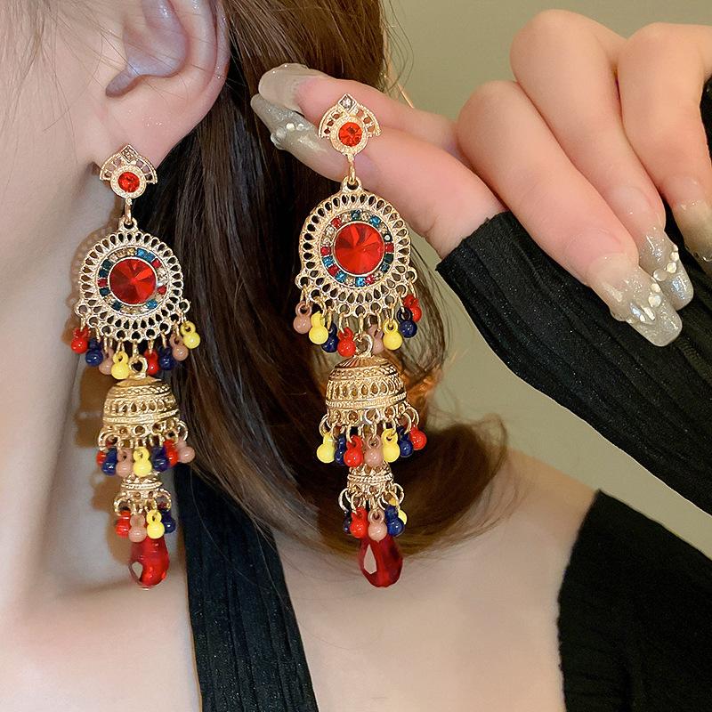 High-End Silver Needle Crystal Tassel Earrings: Diamond Inlaid Floral Retro Ethnic Style